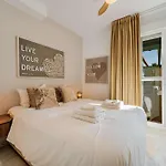 Locrimar Pool Real Padel Proximity * Marbella