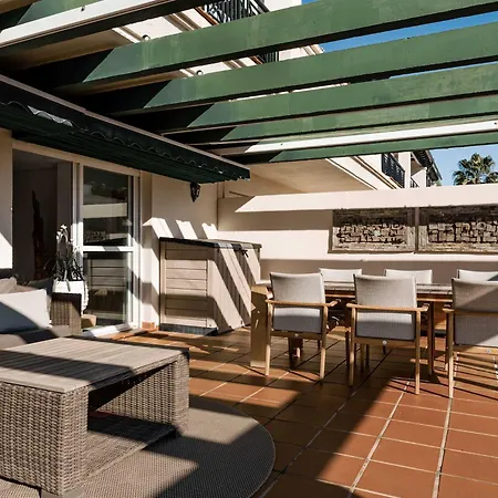 Locrimar Pool Real Padel Proximity Apartmán *